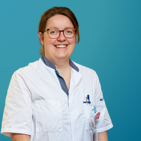 Mevrouw J. Roos
